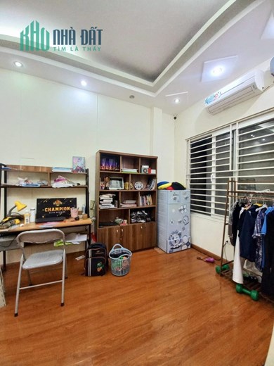 BÁN NHÀ ĐƯỜNG LÁNG, 44M2, GẦN OTO, 5 TẦNG, MẶT TIỀN 5M, 5.05 TỶ.