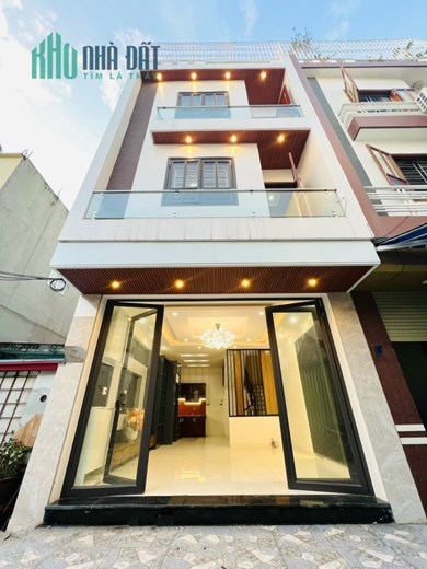 Hẻm nhựa 5m đường Lò Gốm, Phường 7, Quận 6, 45m2 chỉ 3 tỷ 9
