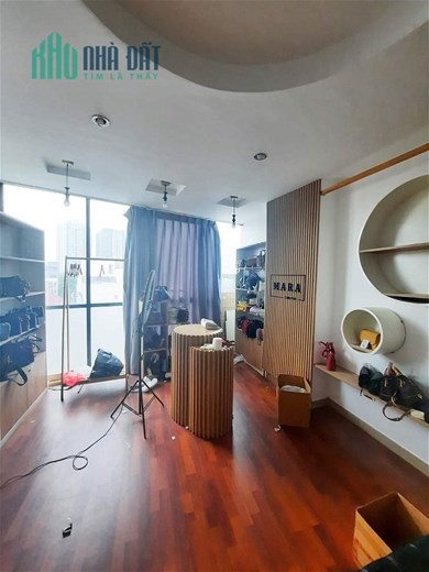 Chính chủ nhờ bán tòa VP mặt phố Yên Lãng 60m2, 10 tầng, mặt tiền 8m, 37 tỷ Đống Đa HÀ nội