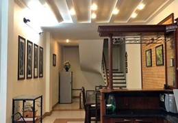 [ BÁN GẤP] Chính chủ gửi bán căn nhà phố Thông Phong 38m2, 4PN, cách phố 15m, ngõ ba gác