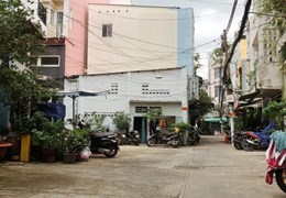 Nhà Xe hơi đậu trong nhà Ngang 3.1 nở hậu 3.15 x12m có 4 tỷ- 4 tấm Tôn Thất Thuyết Q4 4 phòng Ngũ -