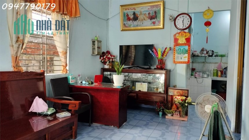 Nhà Phố Phường Hiệp Ninh: Hòa Mình Trong Không Gian Xanh