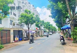 Bán Gấp Lô Đất Ngang 10m 200m2, Gần Đường Lê Văn Khương.Quận 12