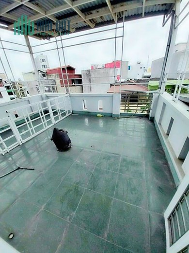 Bán nhà mặt đường Vũ Trọng Khánh 5 tầng GIÁ 5.3 tỉ vị trí đẹp gần Lạch Tray
