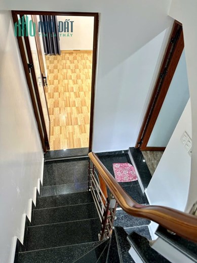 Bán nhà ngõ 52 Miếu Hai Xã, diện tích 42m 3 tầng GIÁ chỉ 1.68 tỉ