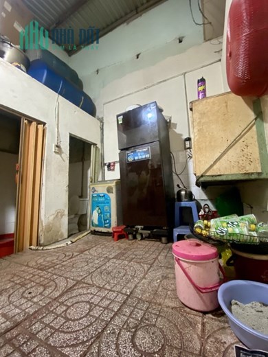 HXH OTO TRÁNH NHAU VÀ QUAY ĐẦU, CHỦ NGỘP, GIẢM GIÁ CỰC SÂU BÁN NHÀ GIÁ RẺ,  ĐƯỜNG 182 PHƯỜNG TĂNG