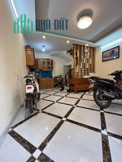 Bán nhà Nam Dư - Tây Trà 33m dân xây 4.5 tầng, 5m oto