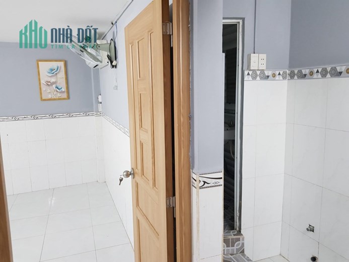 Nhà mới ở ngay Q8 - Ngang lớn khủng 5.3m - Có thu nhập ổn định - Không Quy Hoạch