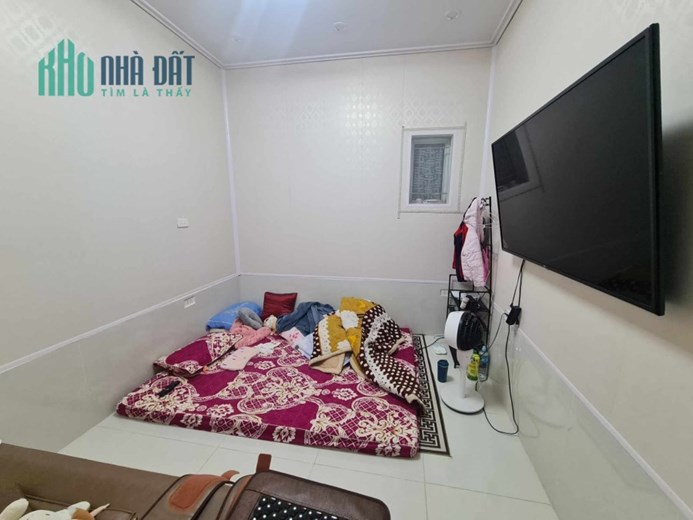 Bán nhà Cổ Nhuế 36m2, 3T, 3N, 3.1 tỷ. Nhà đẹp sẵn ở.