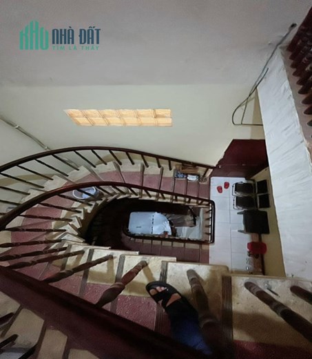 Bán nhà MT KD đường Nguyễn Minh Hoàng, P12, Tân Bình, 80m2, 4 tầng.