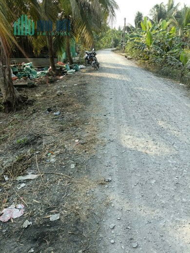 BÁN 222 m2 THỔ CƯ , MẶT TIÊN ĐƯỜNG ĐÁ XANG 6M . DT: 7,5 x 30 . XÃ HỰU  THẠNH, ĐƯC HÒA , LONG AN .