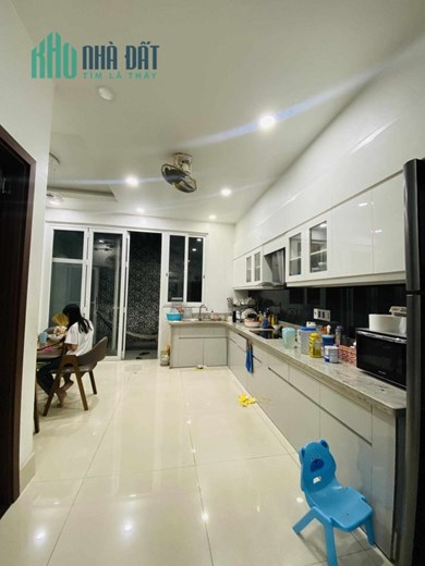 CÂN BÁN GẤP NHÀ PHƯỚC LONG B - THỦ ĐỨC 120 M2 [ 6 X 20 ] 4 TẦNG - 4PN - 4WC 
KQH - KLG - NHÀ HOÀN