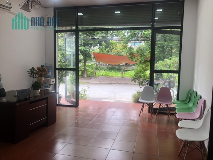 Văn Phòng Cho Thuê Ngay Cổng Viện Đông Y Tuyên Quang, Viện Đa Khoa Tuyên Quang – Oto Đỗ Cửa.