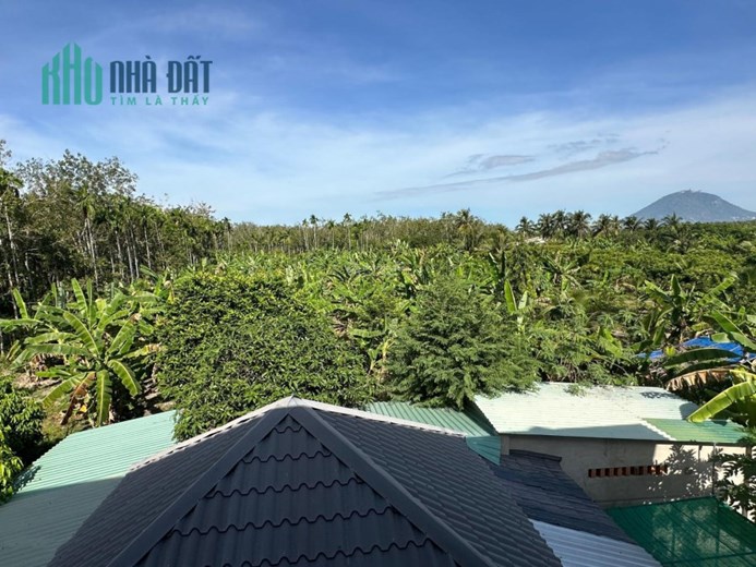 CHÍNH CHỦ BÁN ĐẤT TẶNG NHÀ SỔ HỒNG RIÊNG GIÁ RẺ DUY NHẤT TẠI HÒA THÀNH