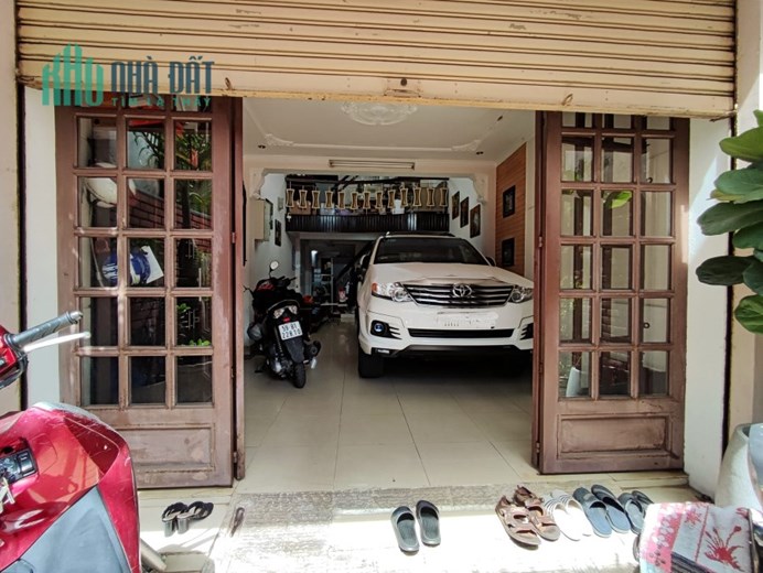 Hẻm 449 Sư Vạn Hạnh, Phường 12, Quận 10, 70m2; 4.1 x 17, Giá nhỉnh 20 Tỷ