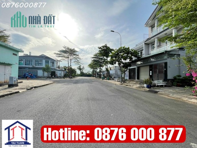 Bán biệt thự KDC Lập Phúc Nhà Bè. Căn góc 2MT, đường 20m, kế công viên đang cho thuê 20 triệu