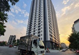 Shophouse Thuận An Central Lake, bên cạnh ủy ban Quận Gia Lâm. 375m2 sàn. Mt 6m. View hồ. Lh