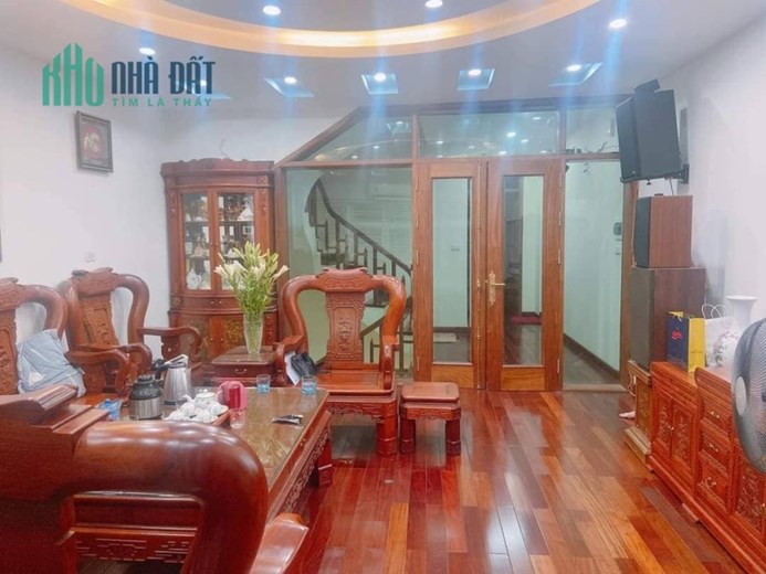 Bán biệt thự  Xuân La  -Tây Hồ Ô TÔ vào nhà ở sướng 100m, 11.9 tỷ