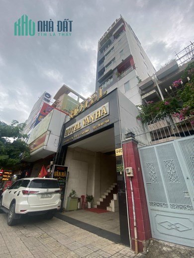 Bán khách sạn Mặt Tiền Thương Hiệu Cộng Hòa, Phường 13, Quận Tân Bình