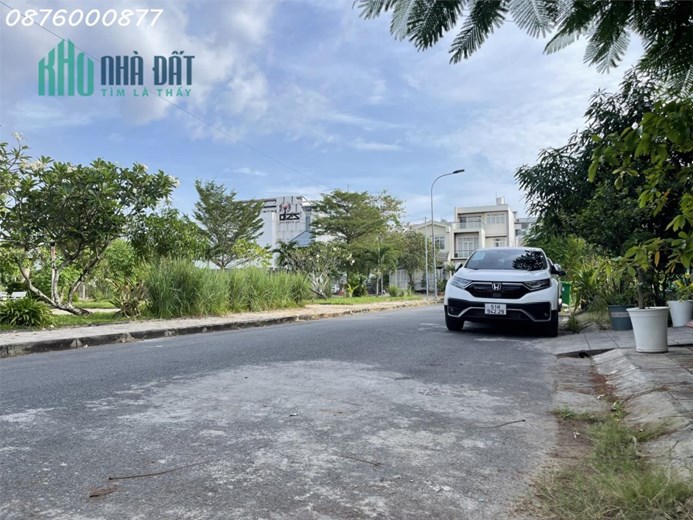 Bán đất KDC Lập Phúc Nhà Bè. DT 7m x 20m giá chỉ 5X triệu/m2, đường 12m tiện ích công viên