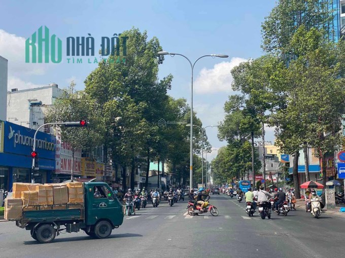 Bán gấp nhà mặt tiền đường Trần Não Q2 144m2 CN, Đông Nam, sầm uất 29 tỷ tl