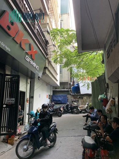 Chính chủ cần cho thuê mặt bằng kinh doanh tầng 1 ngay trong khu quần thể trường đại học Kinh tế