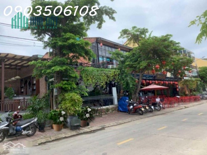 Cho thuê nhà mặt tiền trung tâm phố cổ Hội An, khu kinh doanh sầm uất