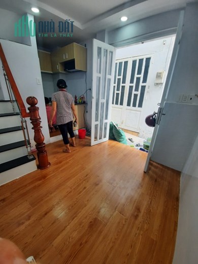 Chính Chủ Cần Bán Nhà Vị Trí Đẹp Tại Tôn Đản, Quận 4 TP Hồ Chí Minh