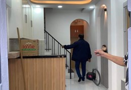 NHÀ HẺM XE BA GÁC ĐƯỜNG NGUYỄN VĂN NGHI, P7 18M2 GIÁ 2TY1 CÒN TL