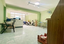 BÁN GÁP GIẢM 3TY NHÀ HXH TRÁNH ĐƯỜNG ỐNG ÍCH KHIÊM  Q11 - NHÀ ĐẸP 5 TẦNG BTCT - OTO 16 CHỔ VÀO NHÀ.