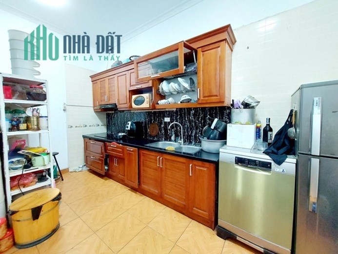Bán nhà thật Phân Lô TT Cầu Giấy Ô Tô - Kinh doanh - Văn Phòng - 60m2 x 4m- nhỉnh 8 tỷ dân xây