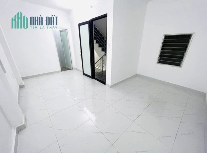 Bán nhà đẹp Đê Trần Khát Chân 29m2, 3 Tầng, MT 4,6m, Cách ô tô 20m giá 3,29 Tỷ