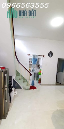 Kèo thơm - Quận 4 - 42m2- 2 tầng - hẻm 4m - giá 4 tỷ tl