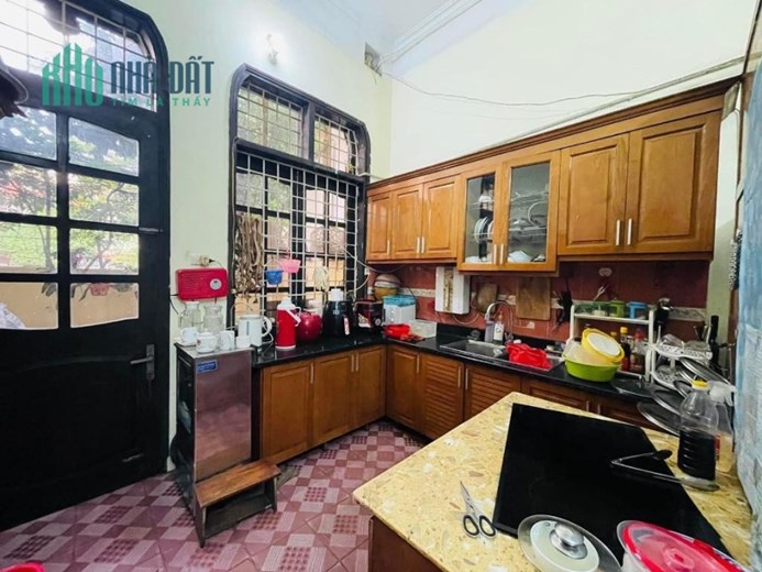 Bán nhà Nguyễn Khánh Toàn - Cầu Giấy Ô Tô - Kinh doanh - Văn Phòng - 62m2 x 4m- nhỉnh 8 tỷ