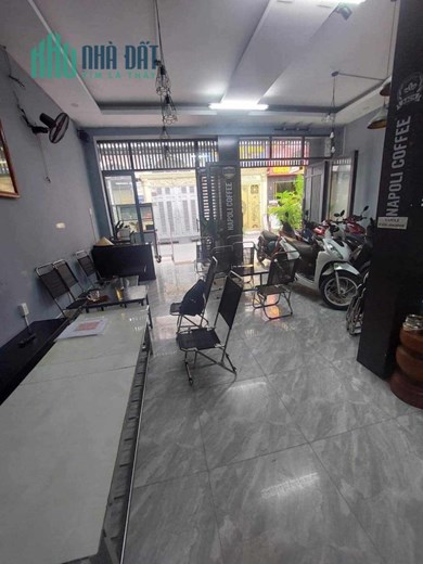 NHÀ MẶT TIỀN KINH DOANH - XE TẢI VI VU - NGANG TO 6.6M - VỊ TRÍ ĐẸP - KHÔNG QUI HOẠCH - KHÔNG LỘ