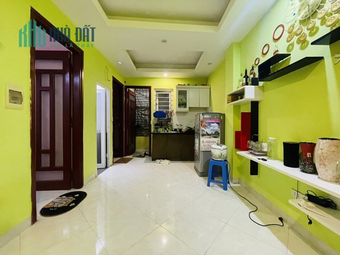 Bán Chung Cư 211 Khương Trung 50m2, 2 Ngủ, 2WC, Full Nội Thất giá 860 triệu