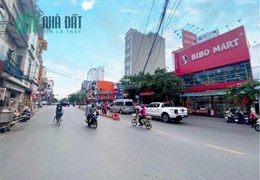 Bán nhà 3 tầng mặt đường Lạch Tray mặt tiền và vỉa hè cực rộng