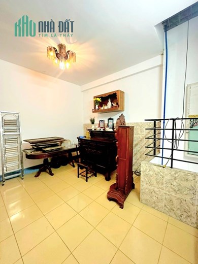 Bán nhà HXH quay đầu Gò Dầu, Tân Quý, Tân Phú, 72m2, 3 tầng, ngang 6m, 7.x tỷ