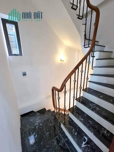 Bán nhà Vạn Kiếp  31m2 x 4 Tầng Lô góc Kinh Doanh Giá 4,9 tỷ nhà đẹp ở luôn