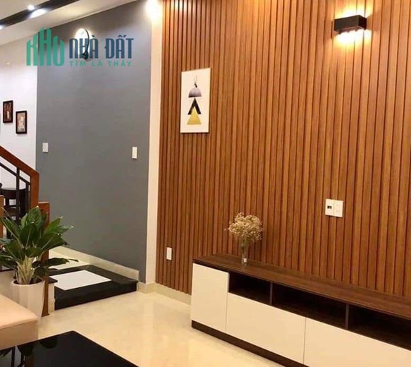 Rớt 1 tỷ. Bán nhà 3 tầng Kiệt 5m đường 2-9 - TT Hải Châu - Nhà Mới - Kiên Cố - Ở ngay! Chưa qua đầu