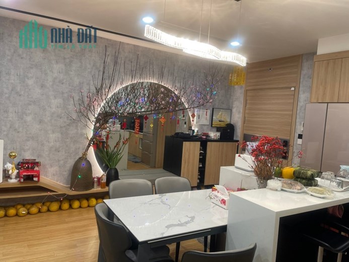 Hàng hiếm! FLC Phạm Hùng 131m2 3PN 3WC chỉ với 5.35 tỷ 2 mặt thoáng.