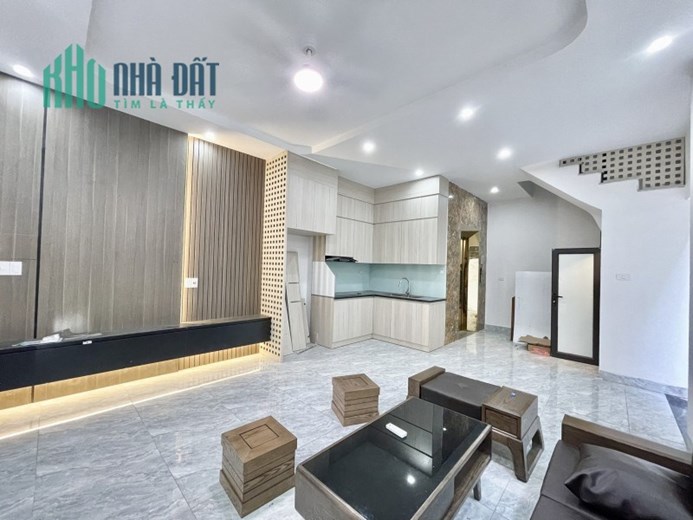 Bán nhà phố Lê Trọng Tấn, Thanh Xuân. 45m2 x 6 Tầng. LÔ GÓC. THANG MÁY. Ô TÔ. Hơn 7 Tỷ.