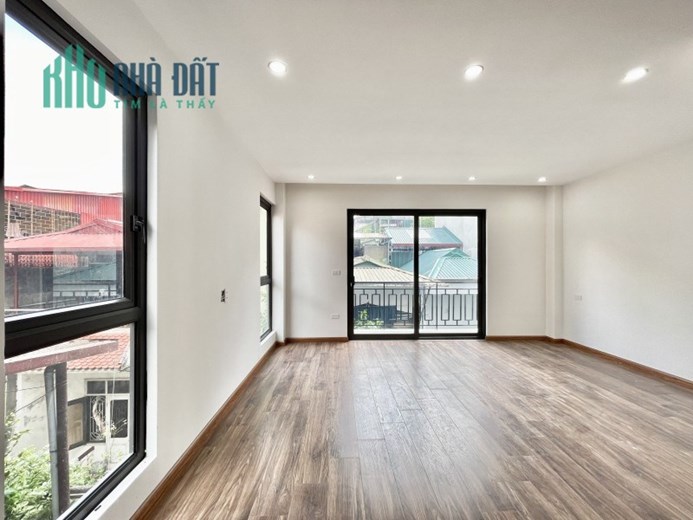 Bán nhà phố Lê Trọng Tấn, Thanh Xuân. 45m2 x 6 Tầng. LÔ GÓC. THANG MÁY. Ô TÔ. Hơn 7 Tỷ.