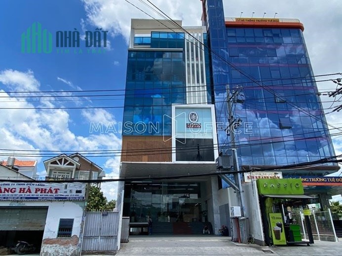 Toà nhà phù hợp làm văn phòng và showroom Thạnh Mỹ Lợi