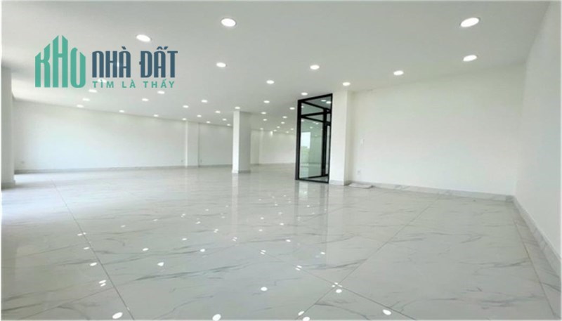 Toà nhà phù hợp làm văn phòng và showroom Thạnh Mỹ Lợi