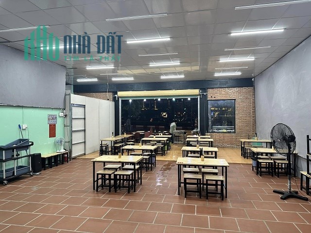 Mình Cần Share Lại Mặt Bằng Buổi Sáng 200m2 tại Nguyễn Hữu Thọ, P.Tân Phong, Quận 7