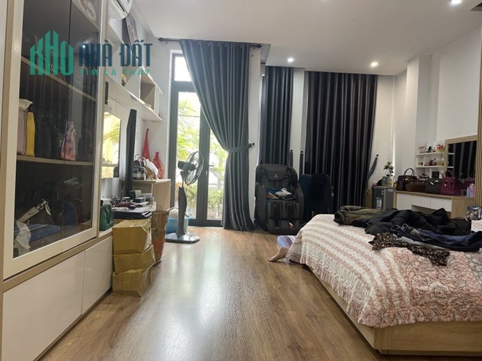 ►Mặt Tiền Lê Lợi đường 10.5m, 95m2, 3 tầng, 13.x tỷ