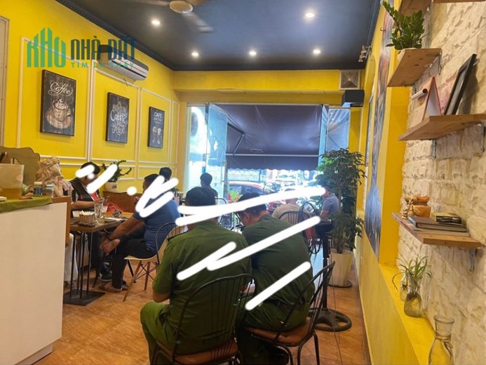 Do có công việc nên mình muốn nhượng quán cfe đang kd bình thường  Địa chỉ ở phố Bùi Huy Bích.