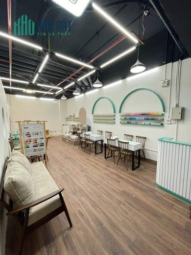 Sang nhượng cửa hàng nails-mi-gội ở Ocean Park do mình sắp đẻ ko có ng quản lý