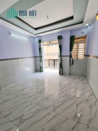 Nhà đẹp Ngang 4x8 m 5 tấm Khánh Hội Q4 có 5 tỷ